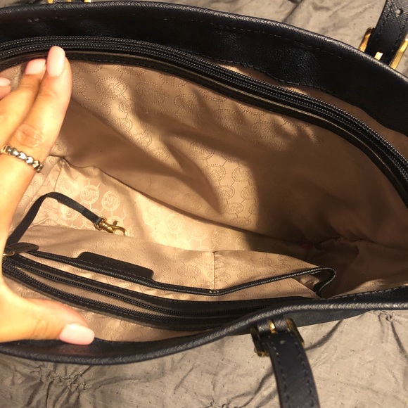 Navy Blue Jet Set Tote With Large Snap Pocket - Picture 3 of 6